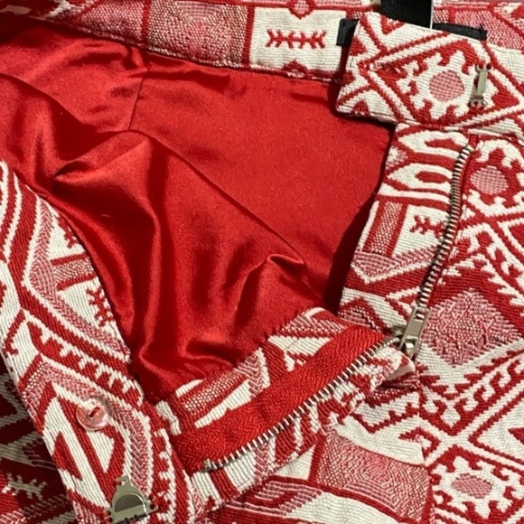 Forever 21 red and white Aztec boho embroidered shorts - Picture 6 of 7